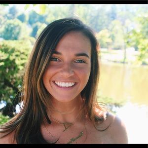 Meet your Posher, Alison